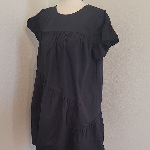 Who What Wear Dresses & Skirts - Who What Wear Black Midi Dress